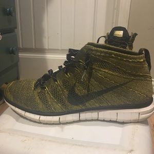 Men’s Nike flyknit size 10.5